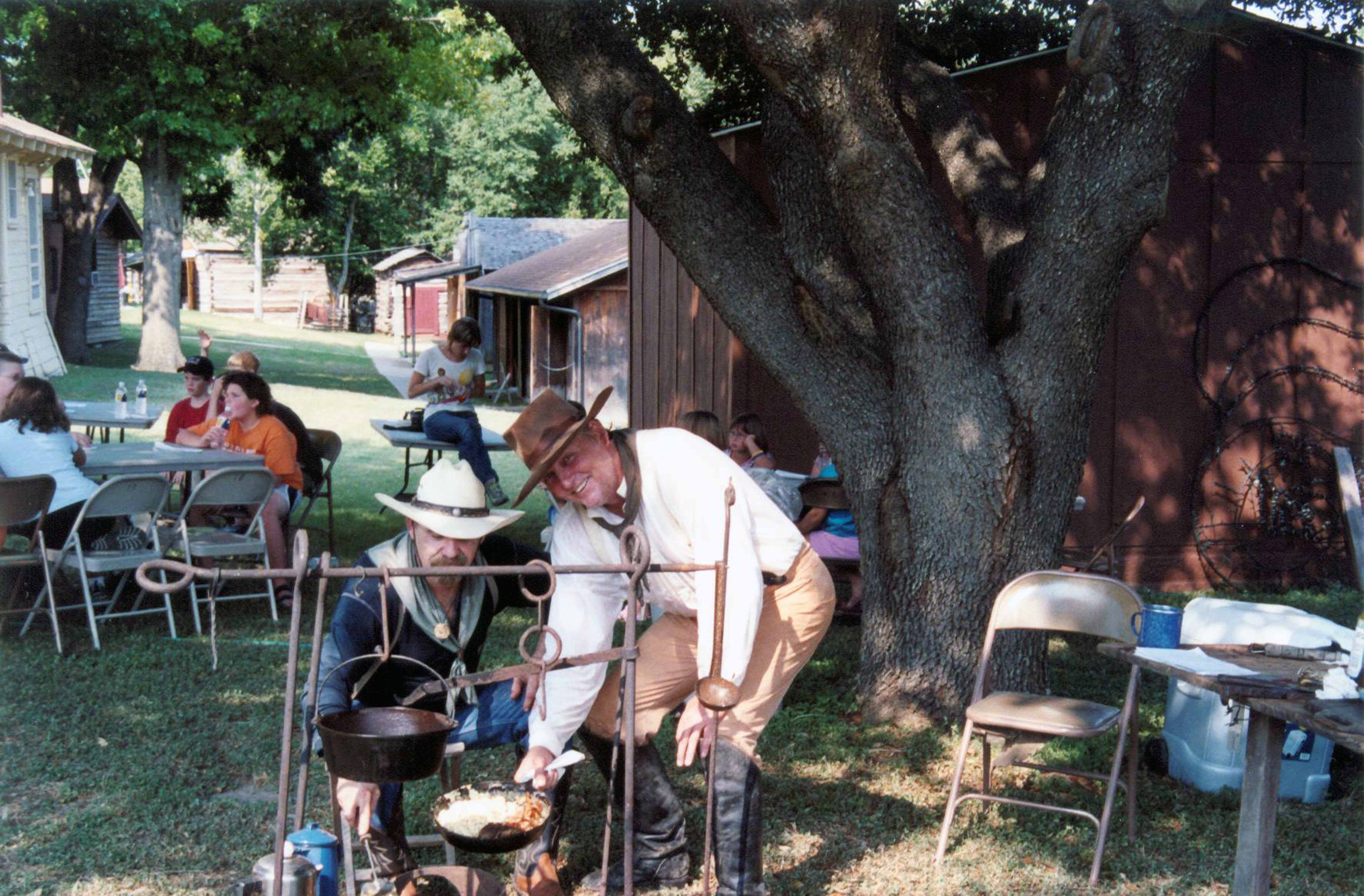 Pioneer Days2-.jpg