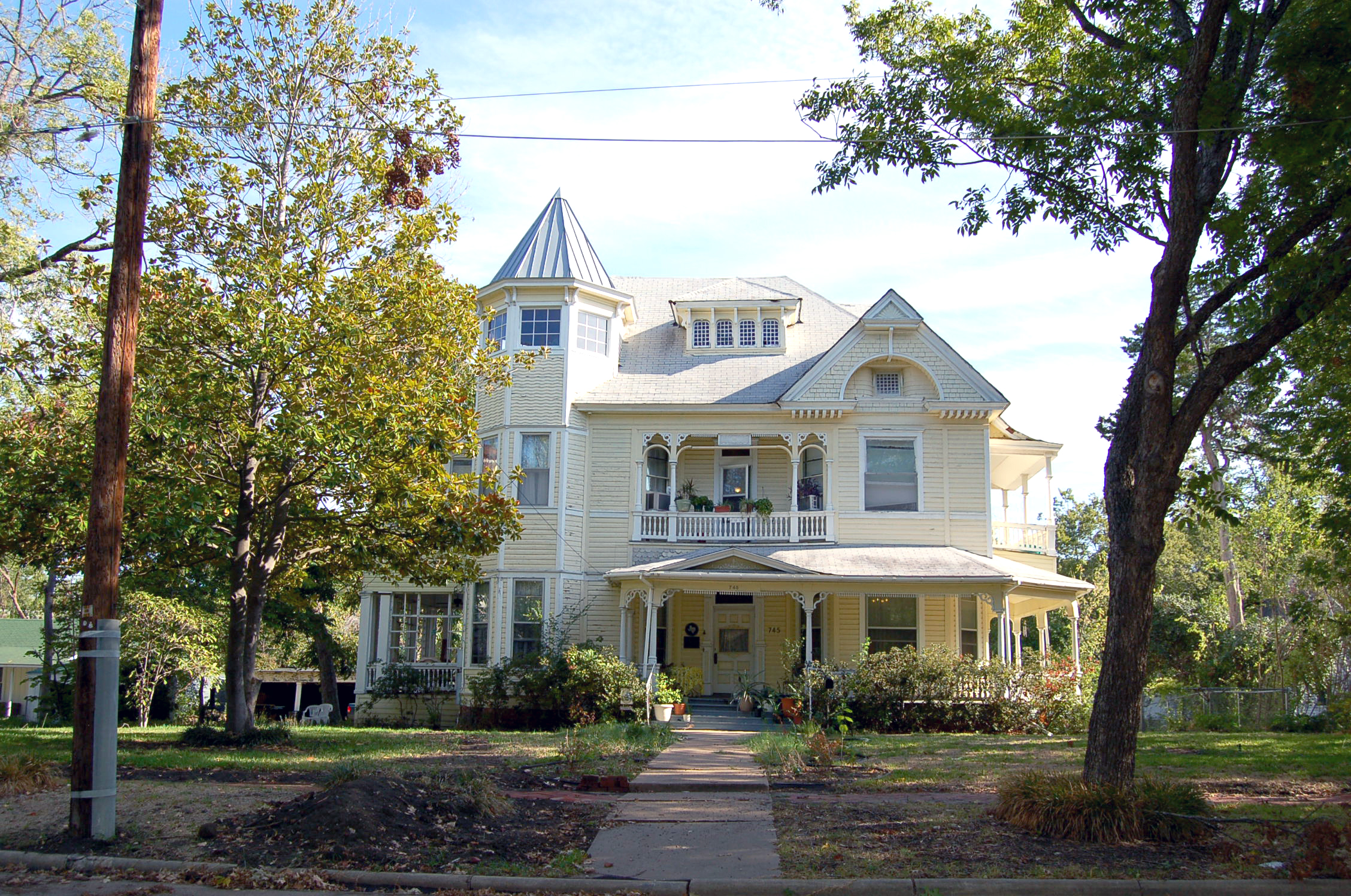 Home in the Carriage Historical District