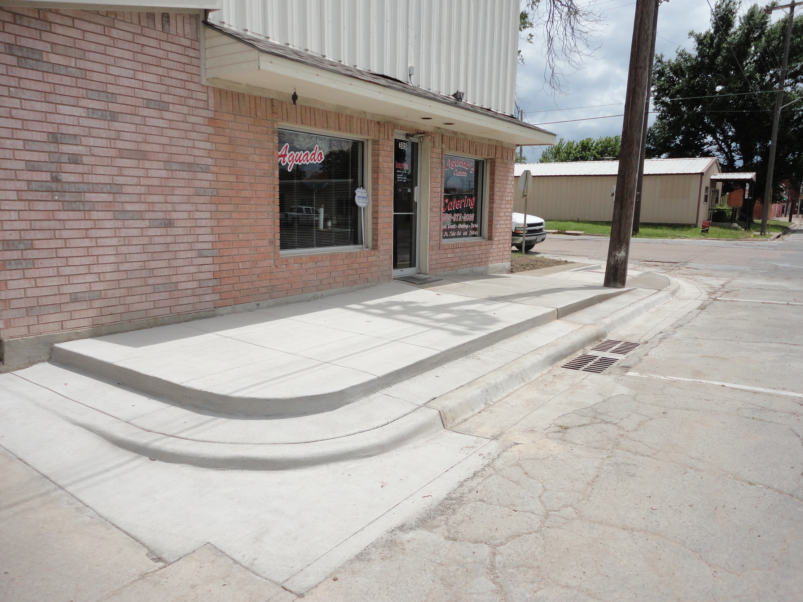 East 3rd Ave and North 9th Street